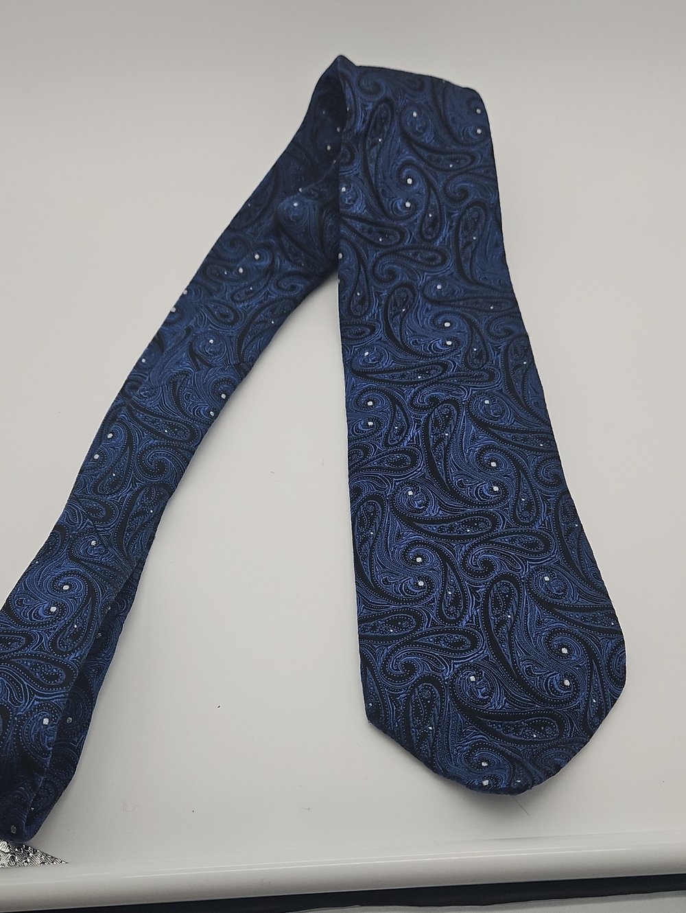 Classic Navy Paisley Men's Tie - Unbranded